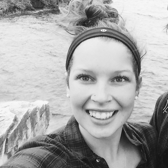 Meet your Posher, Alli - Picture 2 of 2